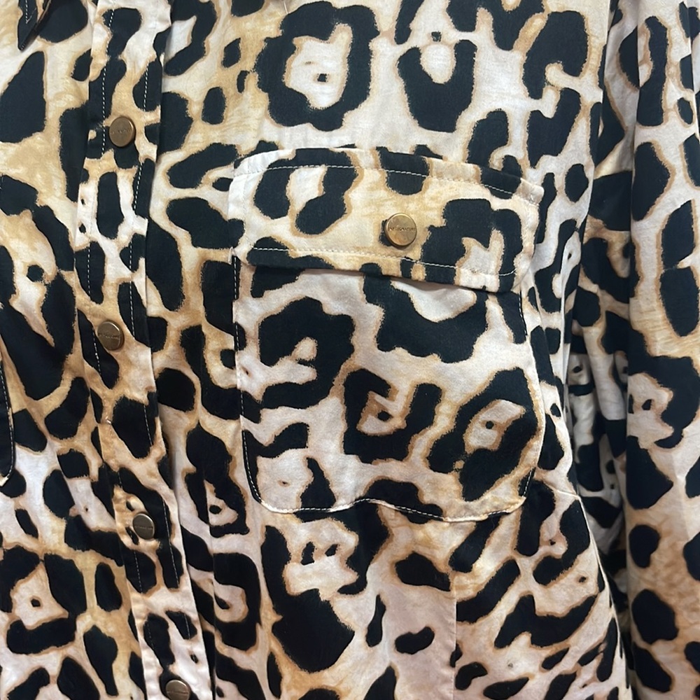Jones New York Signature Woman Leopard Print Button Shirt Blouse 2X - Picture 4 of 8